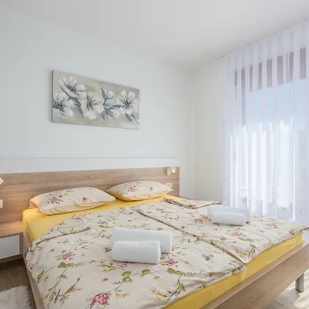 Hana In Guest house 4*